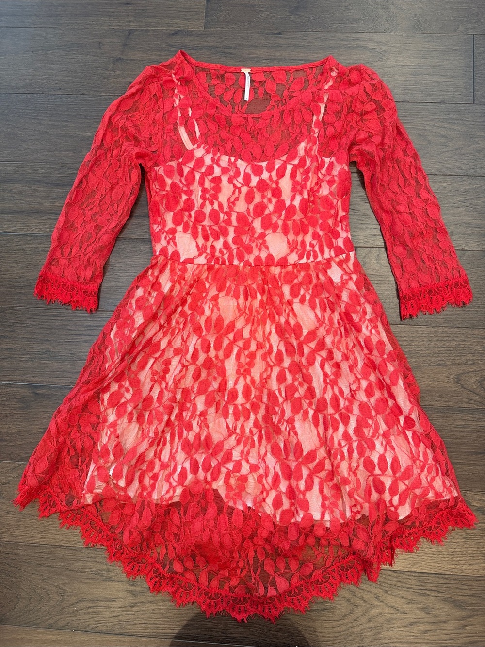 Free People Floral Mesh Lace Dress in Red Size 4 - C61-024